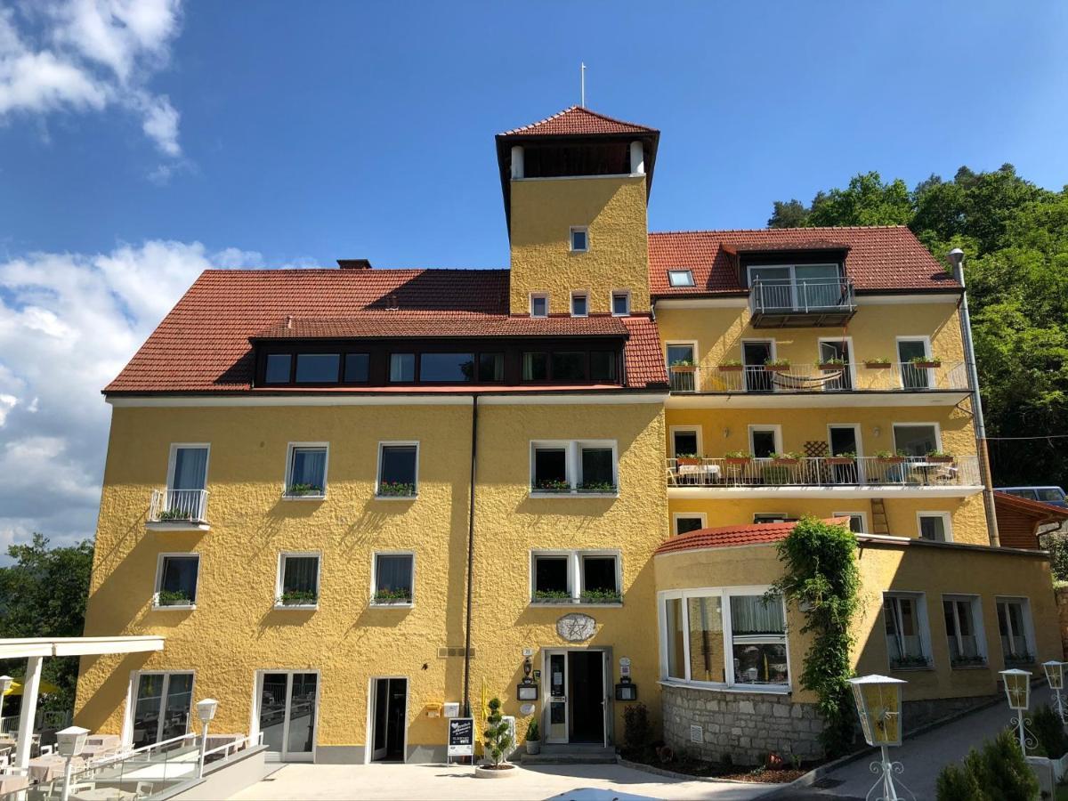 Hotel-Restaurant Faustschloessl Фельдкирхен-на-Дунае Экстерьер фото