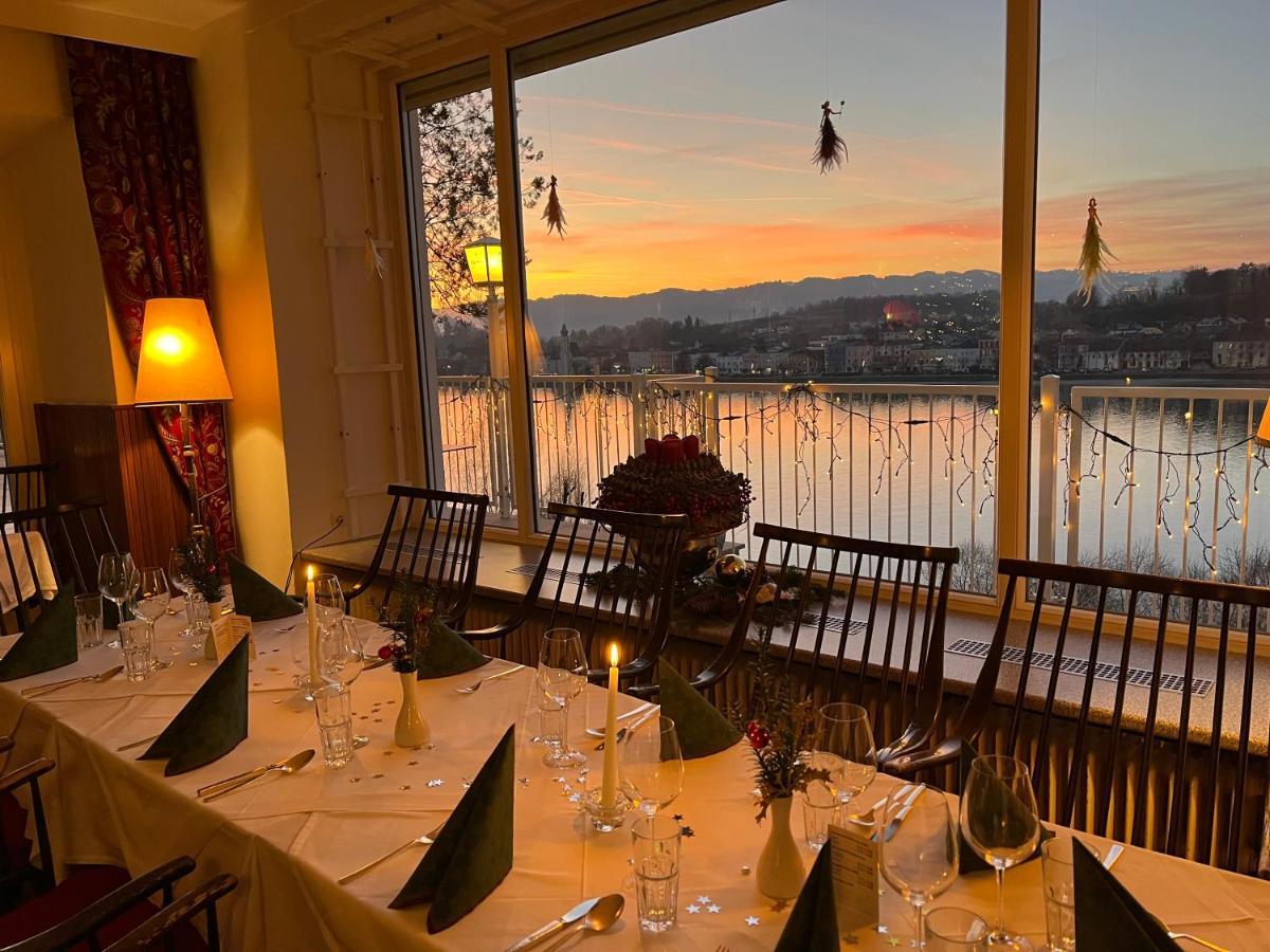 Hotel-Restaurant Faustschloessl Фельдкирхен-на-Дунае Экстерьер фото