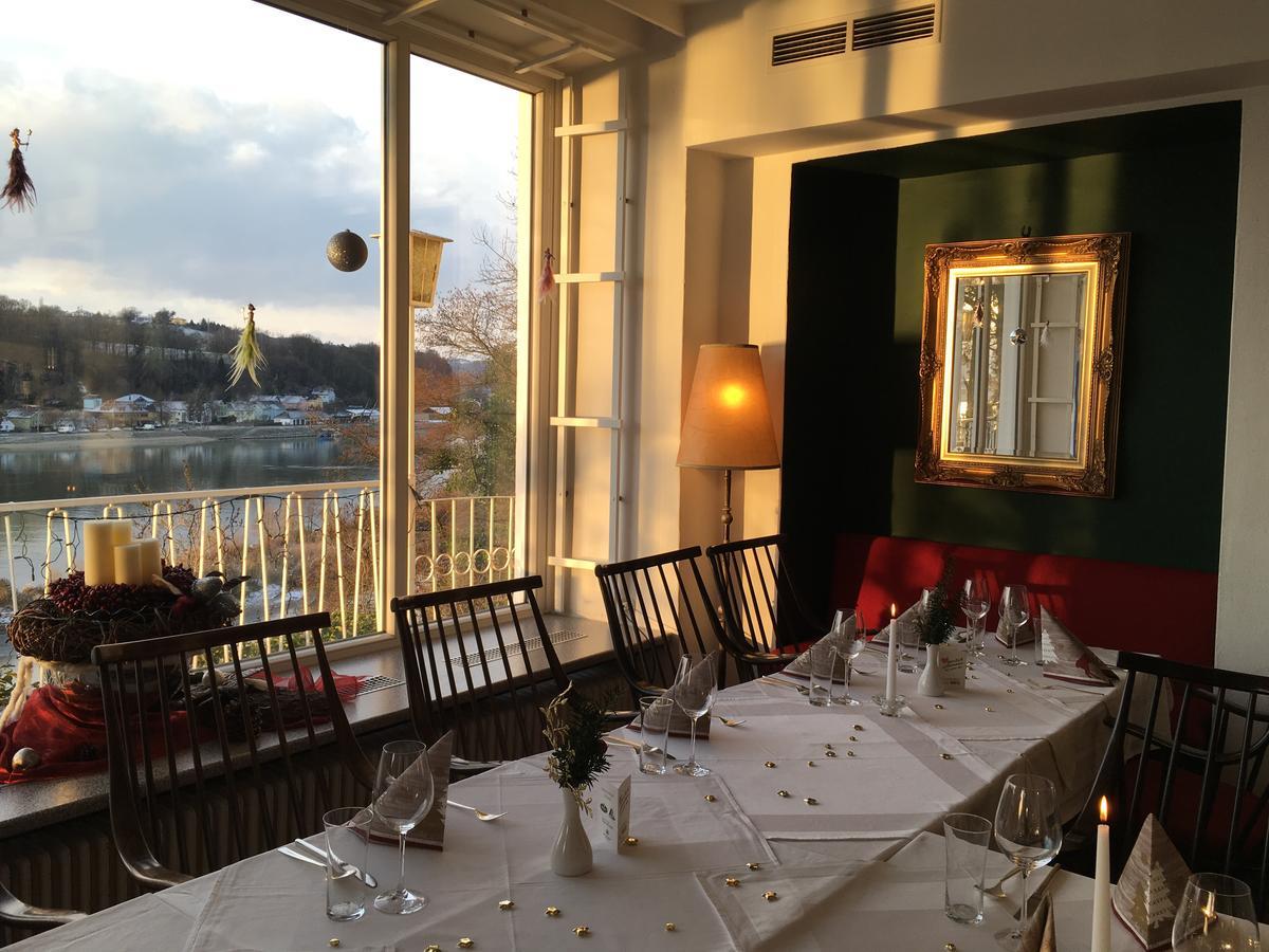 Hotel-Restaurant Faustschloessl Фельдкирхен-на-Дунае Экстерьер фото