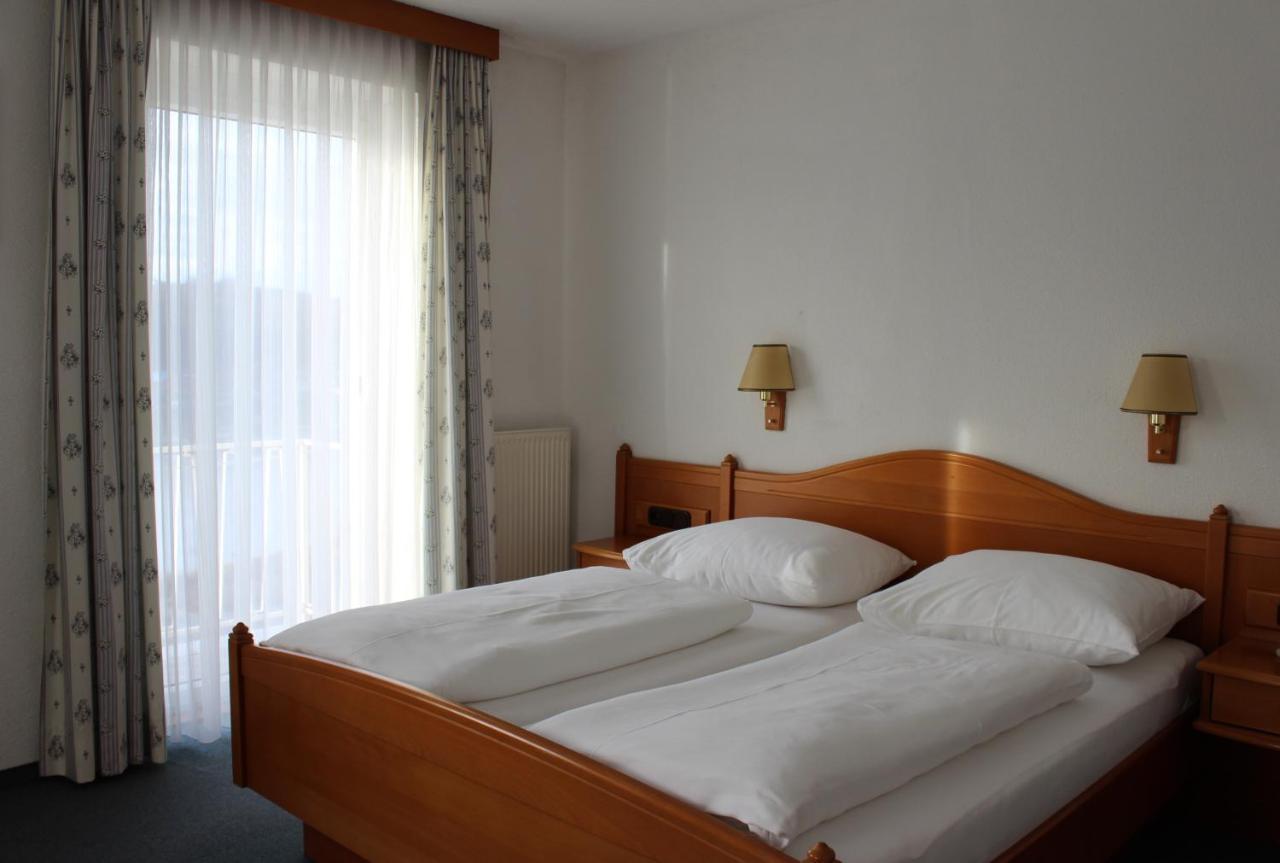 Hotel-Restaurant Faustschloessl Фельдкирхен-на-Дунае Экстерьер фото